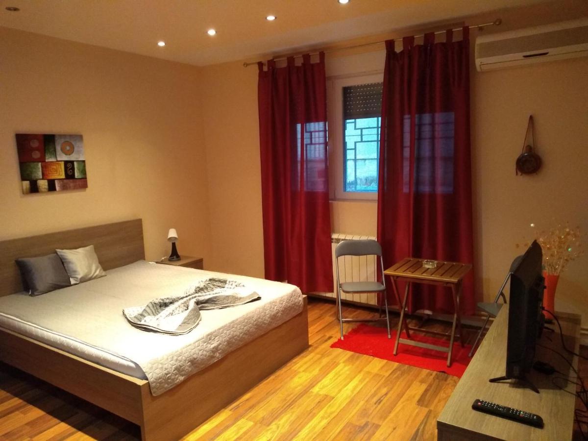 Castel Bianco Apartment Belgrad Exterior foto
